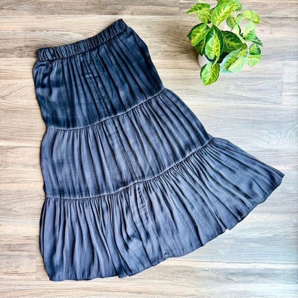 Nine West Tiered Black Midi Skirt Size XS - Picture 11 of 12